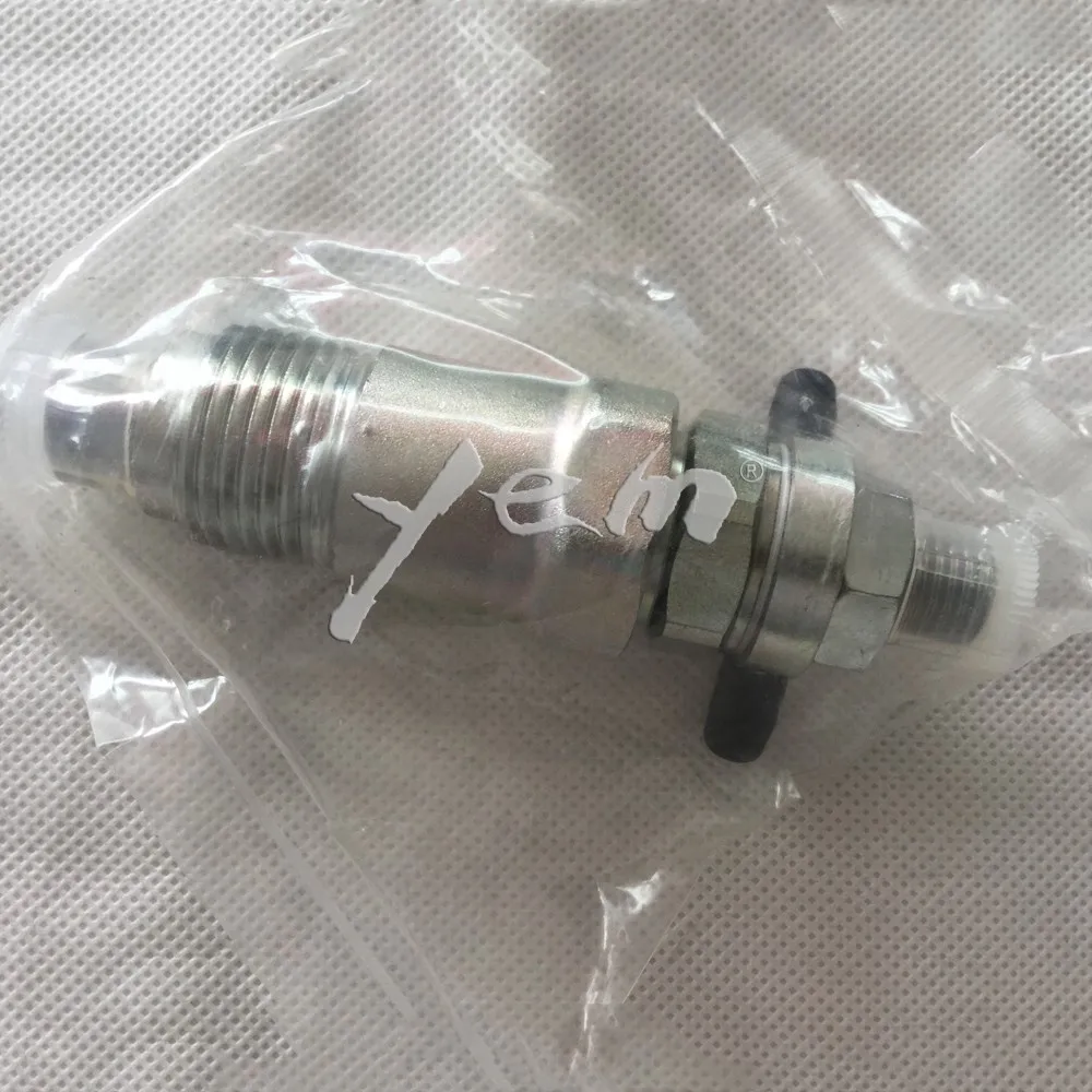 Kubota Parts V1702 Fuel Injector 15271-53020