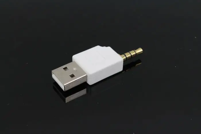 

NEW USB A male to 3.5 mm Charging Adapter USB to 3.5mm male connector 3.5-USB Audio transmission charging for ipod