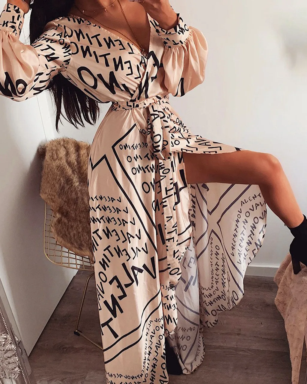 

Fashion Women Loose Dress Sexy V Neck Letter Printed Long Sleeve Sexy Long Maxi Dresses Woman Party Night Elegant Dress
