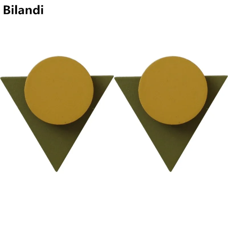 

Newest Fancy Design Two Tone Coating Color Round Triangle Stud Earring For Woman Jewelry