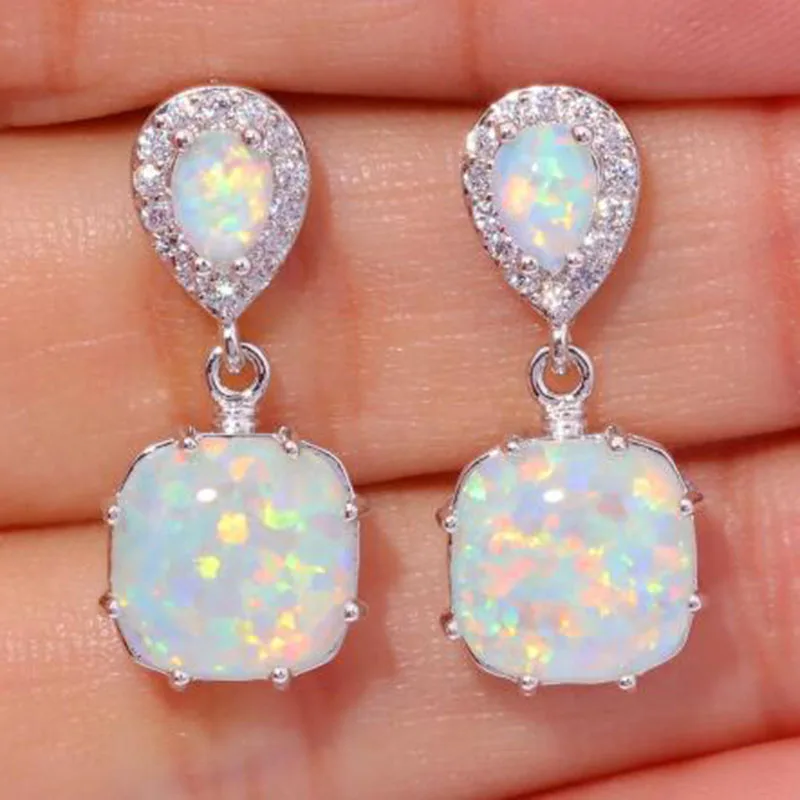 

Personality Trendy Ear Hook Crystal Resin Opal Earrings for Women Dangling Female Accessories Lady Dangle Earring Jewelry N5C170