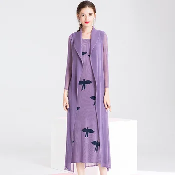 

Plus Size Dress Set Women Autumn Winter 2019 New Stretch Miyake Pleats Beading Vest Dress + Cardigan For Women 45-70kg