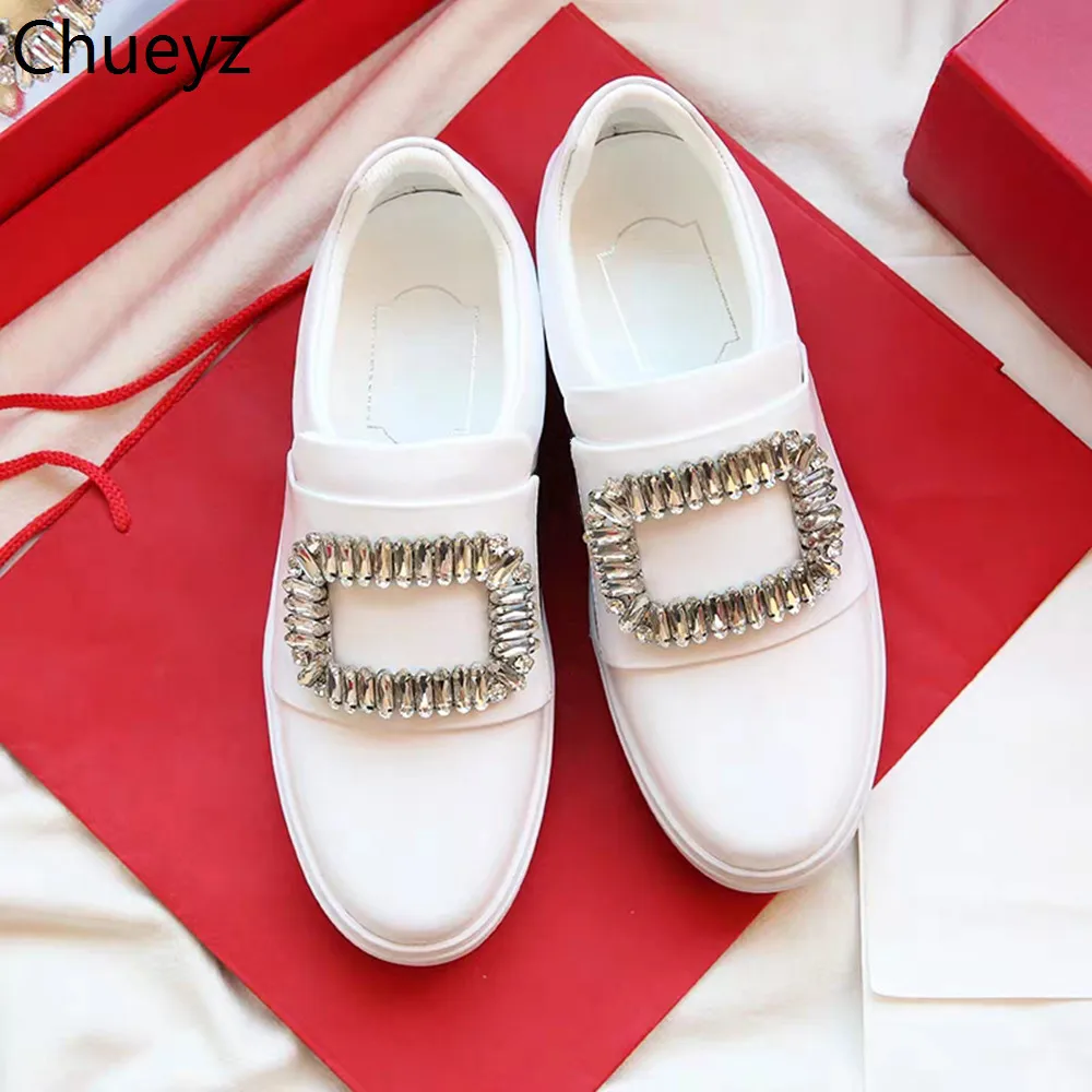 Chueyz/весенние модные тонкие туфли; кожаные туфли с бриллиантовой пряжкой; женская повседневная обувь без застежки на толстой подошве; Размеры 35-40