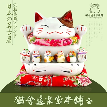 

Family portrait Japanese ceramic cat ornaments piggy opened Home Furnishing gifts