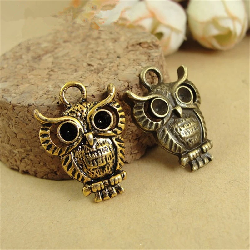 RONGQING 60pcs/lot Vintage Bronze Night Owl Charms 20*26MM Messenger