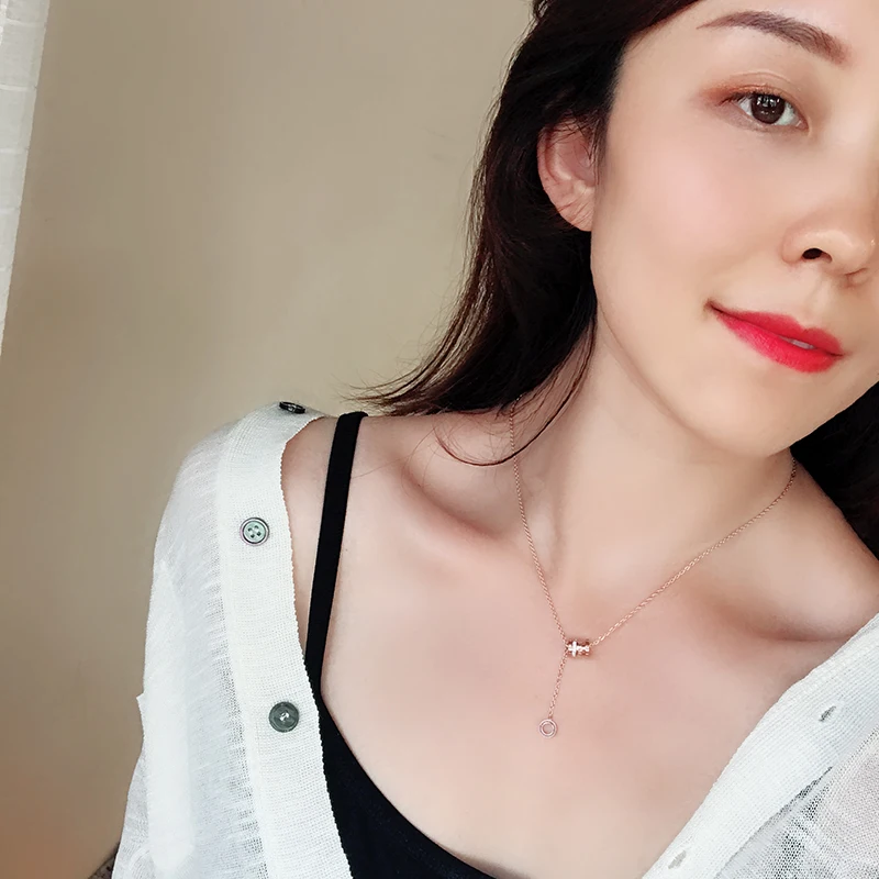 YUN RUO 2019 Новое поступление Розовое золото Цвет Циркон Кристалл Римский кулон