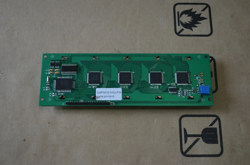 DMF5010-NYU-FW  001
