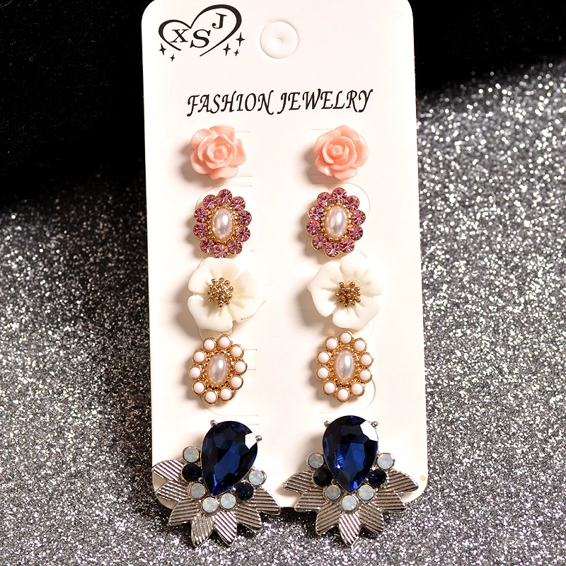 

Hot new fashion women fashion jewelry wholesale girls gathering white pink mixed earrings, pearl set earrings, shipping agency