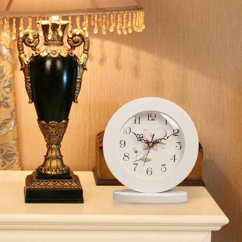 6 Inch White Classic Wooden Silent Table Clock Retro creative Art Desk Clock Home decro