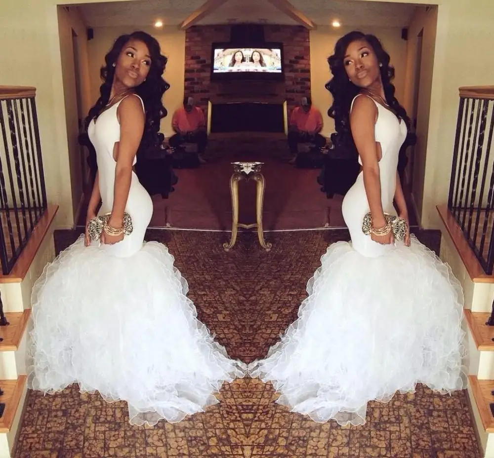 

Sexy White Hollow Backless Gowns 2020 Organza Mermaid Black Girl Prom Dresses Sweep Train Formal Party Dresses African