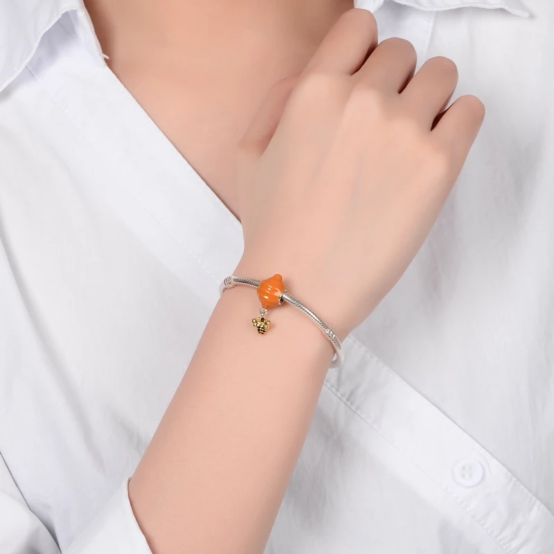 WL083c