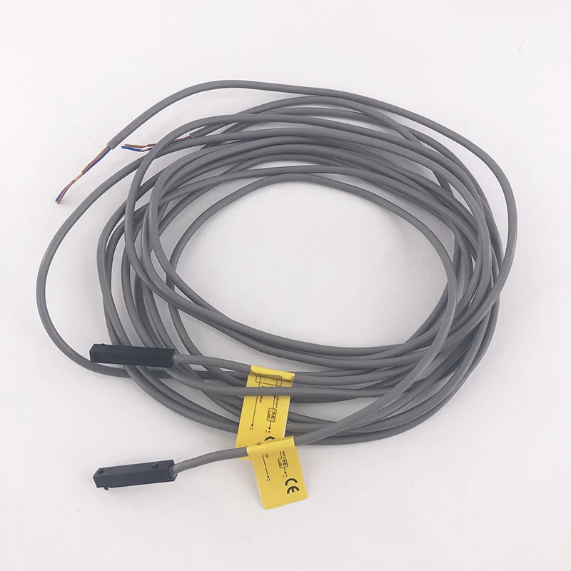 

2-Wire NO DC/AC 5-240V 100mA 10W for Air Cylinders MD / CXSW / CXS / MGPM / MGQM CS1-G Pneumatic Cylinder Magnetic Sensor Switch