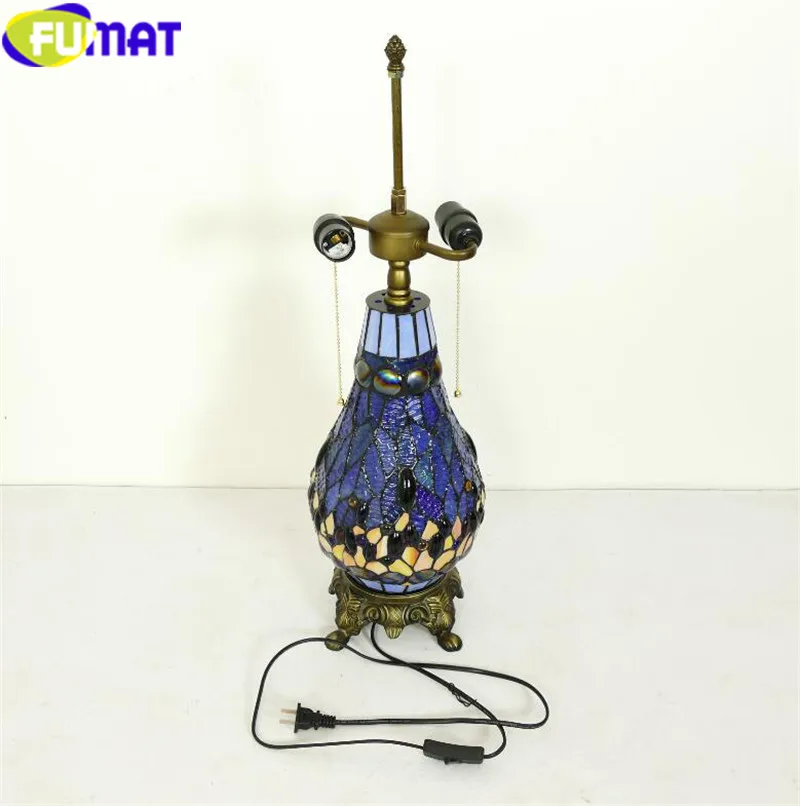 166Tiffany Stained Glass bedside table lam