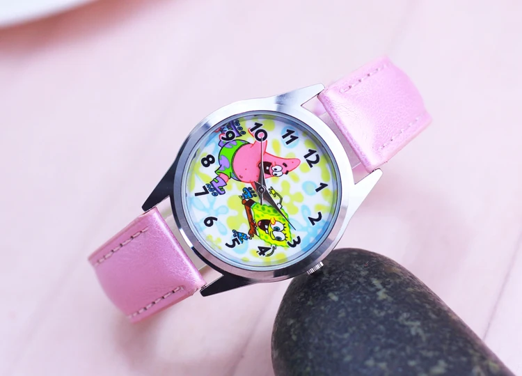 Новые детские модные крутые кварцевые наручные часы с изображением Губки Боба для мальчиков и девочек, студенческие модные часы с кожаным ремешком