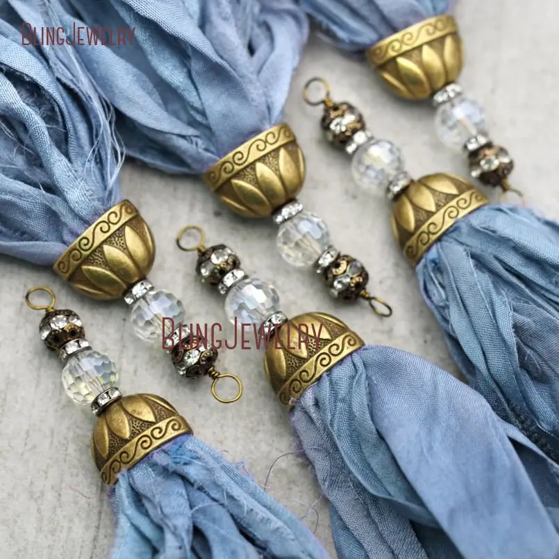 20171213-PM9052- Cerulean Sari Silk Tassel Pendant  Antique Bronze Color Plated_13
