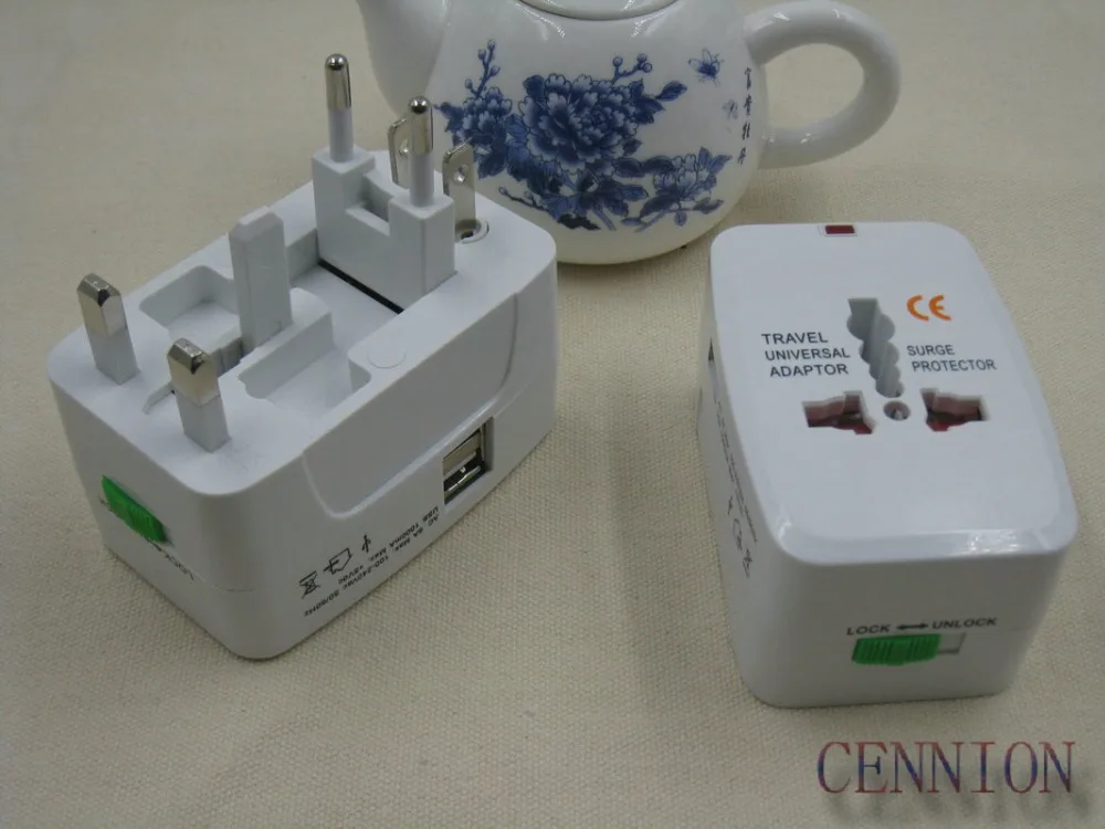 universal adapter_0099