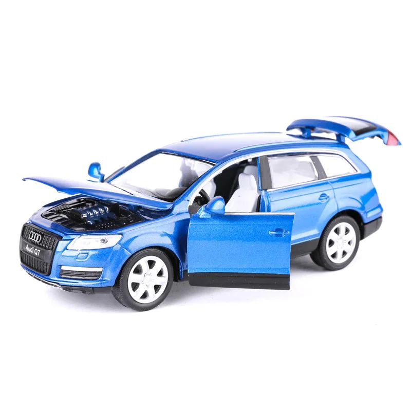 

1:32 Audi Q7 Diecast Car model kids toys Collection model decoration Sound and light pull toy Sports car metallic material