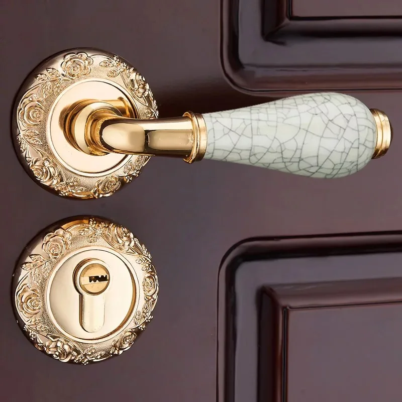 Европейский простой деревянный дверной вид, антикварные кавитационные розы замки, цинковый сплав, внутренняя ручка, замок, дверной замок для спальной комнаты Ручка мебельная замки