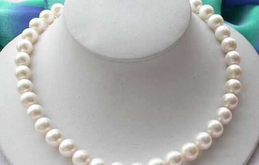 

0001917 REAL 17" 11-12mm round white freshwater pearl necklace AAA
