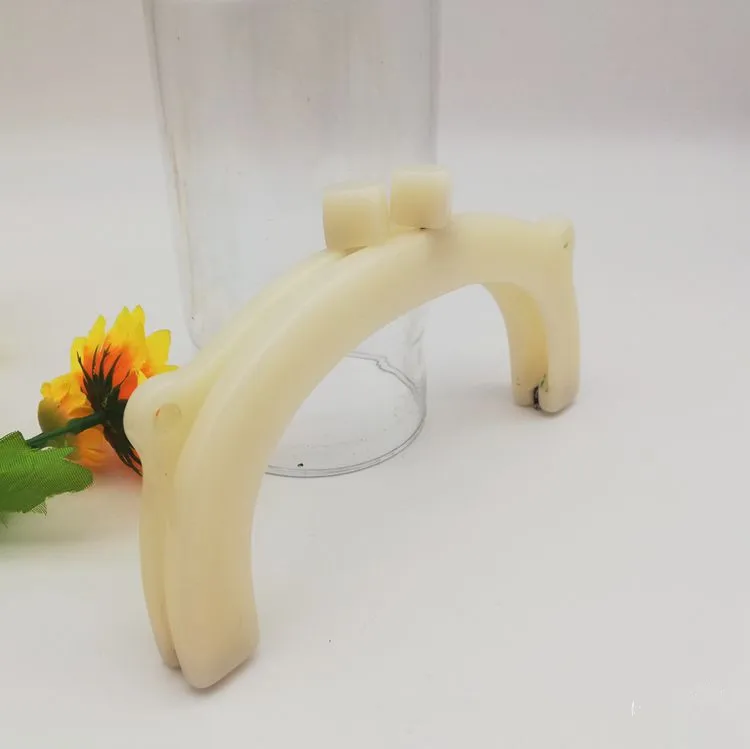 10197829723_248452258