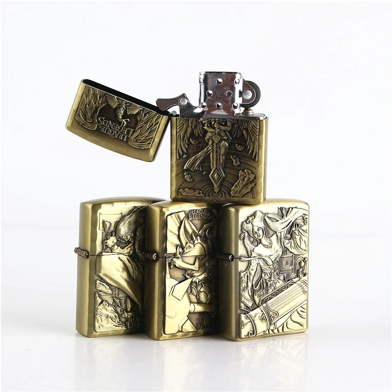 

Cigarette accessories Bronze game characters oil lighter Can be reused metal kerosene lighter (Characters shipped randomly)