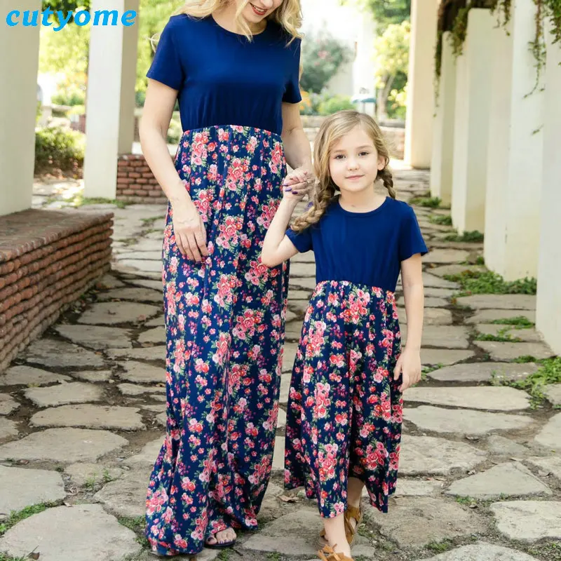 

Family Matching Outfits Mother And Daughter Patchwork Dresses Short Sleeve Floral Long Dress For Mom Daughter Princess Clothes