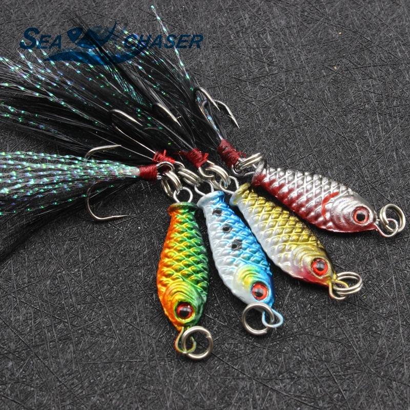 

Promotion! 8PCS 4 Color Metal Lure VIB 3cm 5g Tied feathers Spoon Lures Fishing Lure bait Bass Lure bait artificial bait cicada