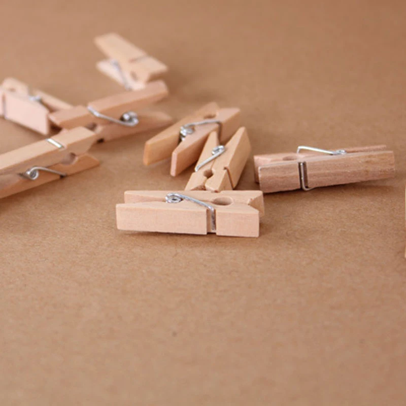

100pcs Mini Pegs 2.5cm Wooden Peg Clip Clamp Wood Natural Small Hanger Clips