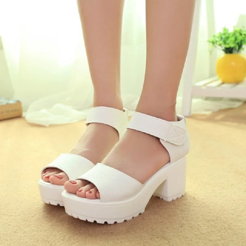 

European and American summer fashion thick-soled fish mouth sandals trend wedge heels.