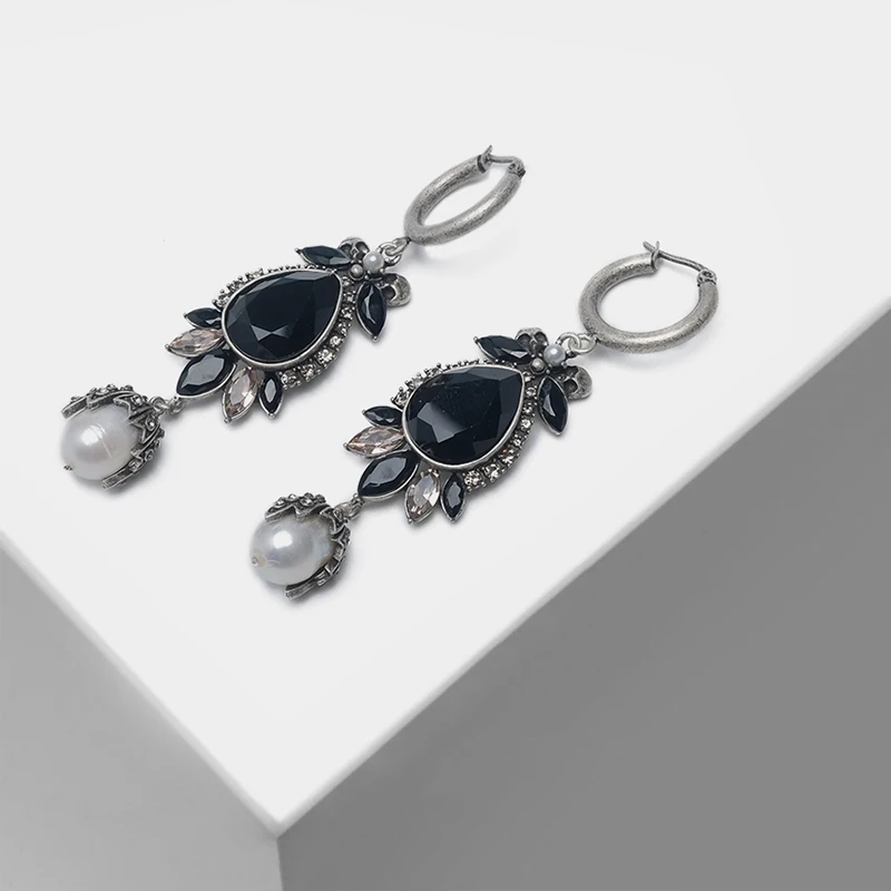 

Court restoring ancient ways luxuriant skeleton pearl temperament drop earrings
