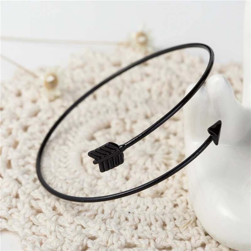 

2017 New Arrival Fashion Arrow Love Women Bangles Unisex Metal