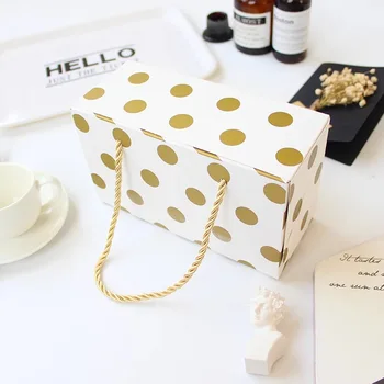 

10pcs gold dot handle Paper Box as candy Cookie valentine chocolate gift Packaging Wedding Christmas Use
