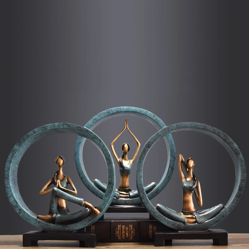 Goedkoop Yoga Meisje Hars Ambachtelijke Standaard Actie Sculptuur Hars Home Decor Mooie Mensen Standbeeld Desktop Decoratie