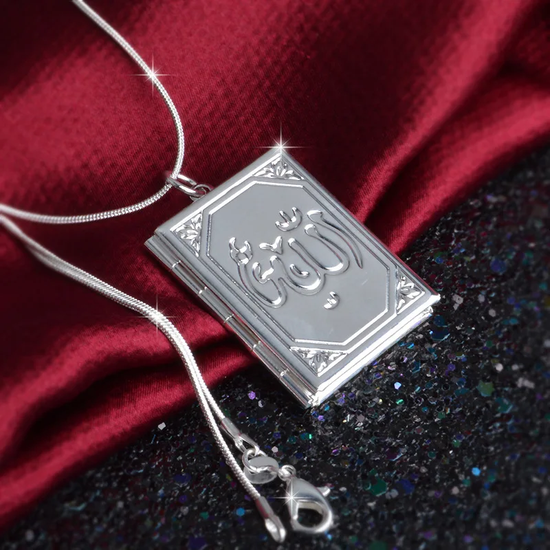 3354815540_735333281