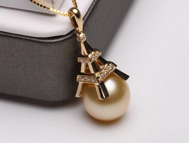 

Eiffel Tower 18K Gold Pendant pearl Nanyang Kim genuine 10-11mm