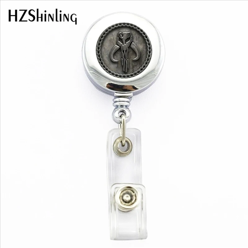 

2017 New Mandalorian Skull Badge Holder Mandalorian Skull ID Card Badge Holder Reel Retractable Skull Office Badge Reel