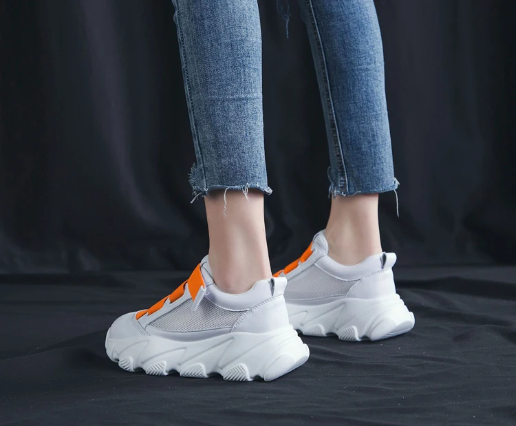 Jookrrix/женские белые кроссовки на толстом каблуке; женская повседневная обувь для бега; женская обувь, увеличивающая рост, на 5 см; черные женские кроссовки