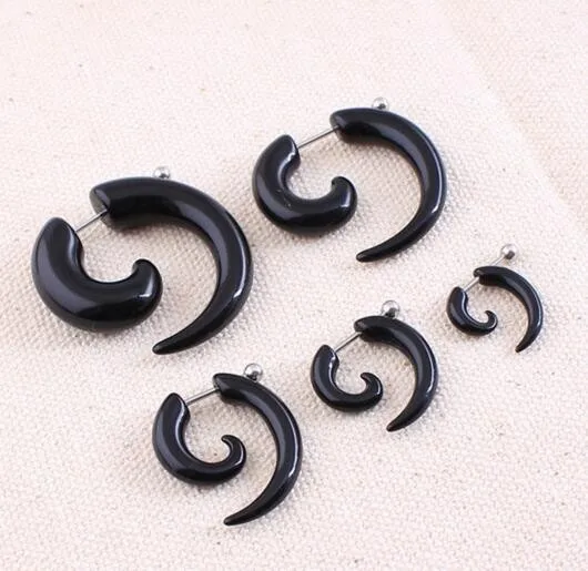 

2pcs men women fashion fake spiral ear taper snail ear expanders piercing black body jewelry faux ear plug pircing septum tragus