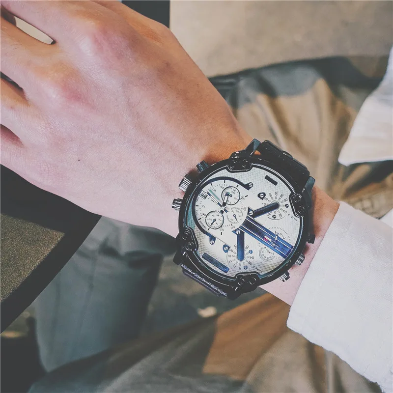 

Tide Watch Male Young Personality Hip Hop Students Fashionable Cool Oversized Watch Plate Non-mechanical Watch Domineering