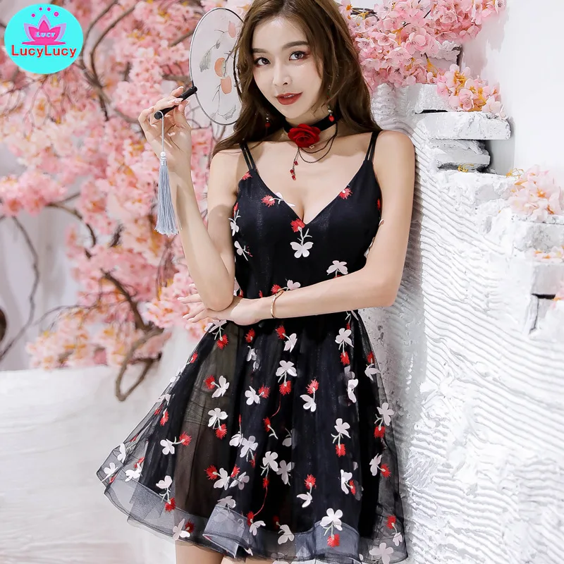 

2019 summer new temperament nightclub sexy fashion sling small fresh A word mesh dress female V-Neck Knee-Length Zippers