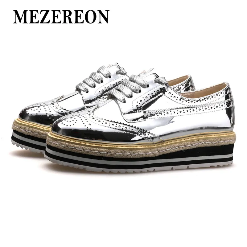 

MEZEREON Fashion Flat Platform Shoes Woman High Quality Oxfords Woman Classic Style Lace-Up Oxford Shoes Plus Size 42 for Women