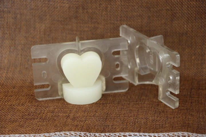 Формочки для изготовления свадебных свечей из ПВХ в форме сердца магазина честь