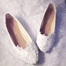 Свадебные туфли цвета слоновой кости с кружевом и жемчугом; Новинка; сезон весна-лето-осень; милые романтические свадебные туфли с кружевом; большие размеры