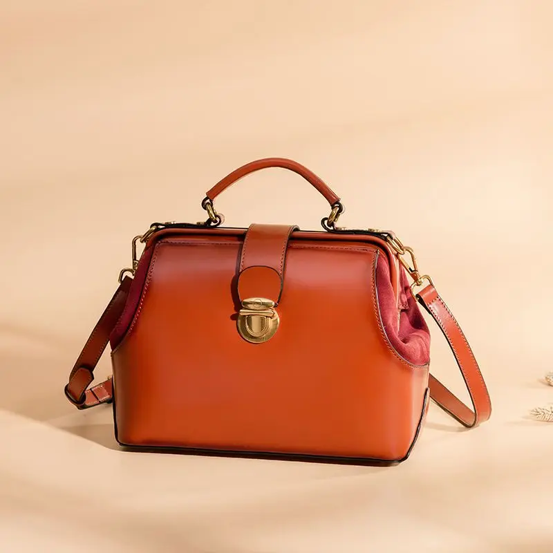 

LOEIL Bag 2018 new leather handbags Messenger bag retro simple contrast color handbag leather doctor bag tide