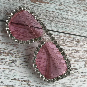 

Oversize Sunglasses Women Luxury Rhinestone Yellow Pink Sunglasses Vintage shades for women oculos