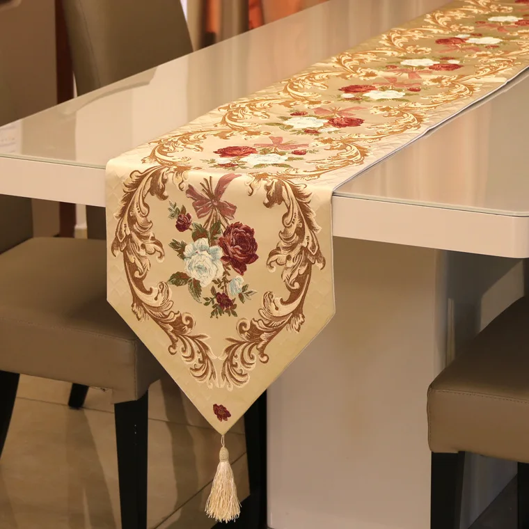 Estilo europeu Flor Bandeira Elegante Borla Corredor