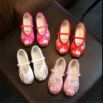 

Chinese Style Kids Shoes Girls Dancing Shoes Embroidered Casual Comfortable Children Flats Princess Shoes Spring Summer