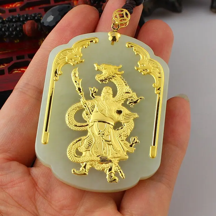 

Jade dragon jade pendant Guan large jade gold necklace and domineering male Tian Yuzhui