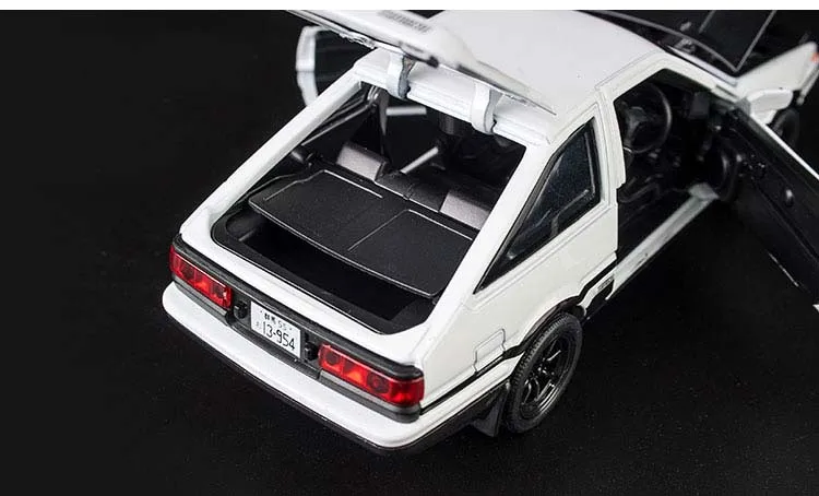 1:28 игрушечный автомобиль INITIAL D AE86 из металлического сплава литой и модель