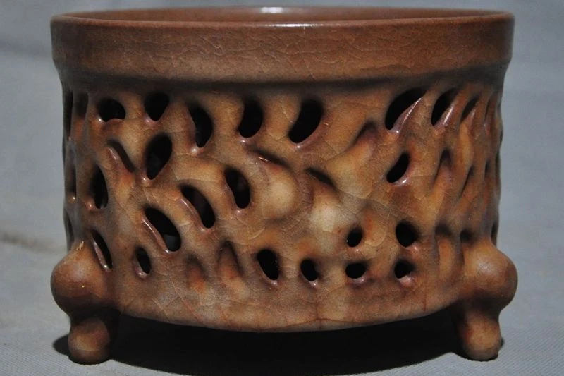 

7"Antiques China Longquan Kiln Old Porcelain glaze Carved Incense burner Censer